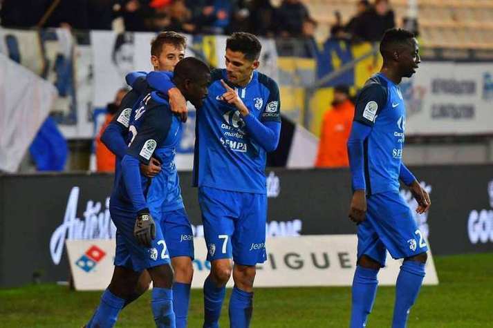 圣埃蒂安客场不敌亚眠，遭遇失利，全场震撼