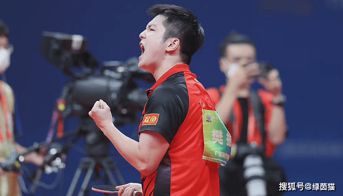 KT横扫WBG,Canyon关键团战开团秒人强强对话四强赛,强势挺进下一轮的简单介绍 KT横扫WBG,Canyon关键团战开团秒人强强对话四强赛,强势挺进下一轮的简单介绍