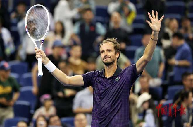 包含日本网球队爆冷德国网球队,梅德韦杰夫惊艳世界的词条 包含日本网球队爆冷德国网球队,梅德韦杰夫惊艳世界的词条