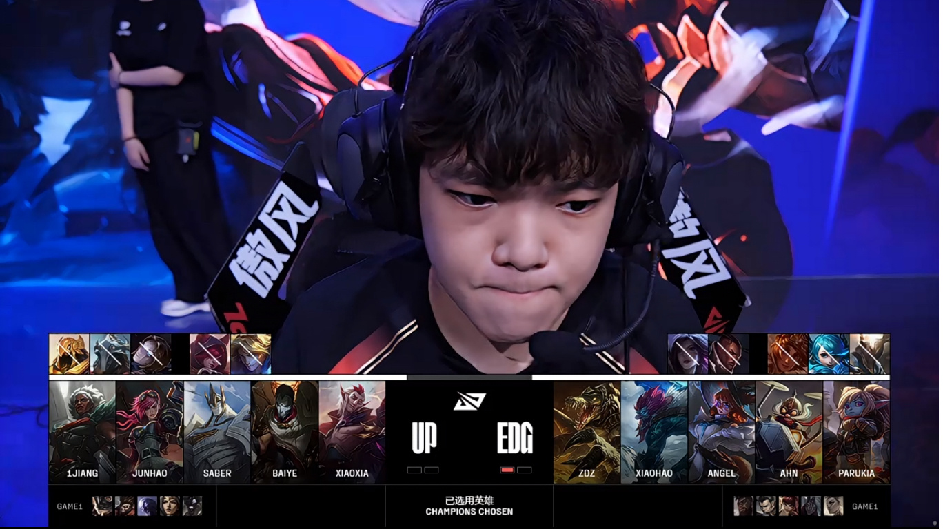 CLG鏖战IG，Doinb拿下关键大龙焦点之战小组赛，强势挺进下一轮