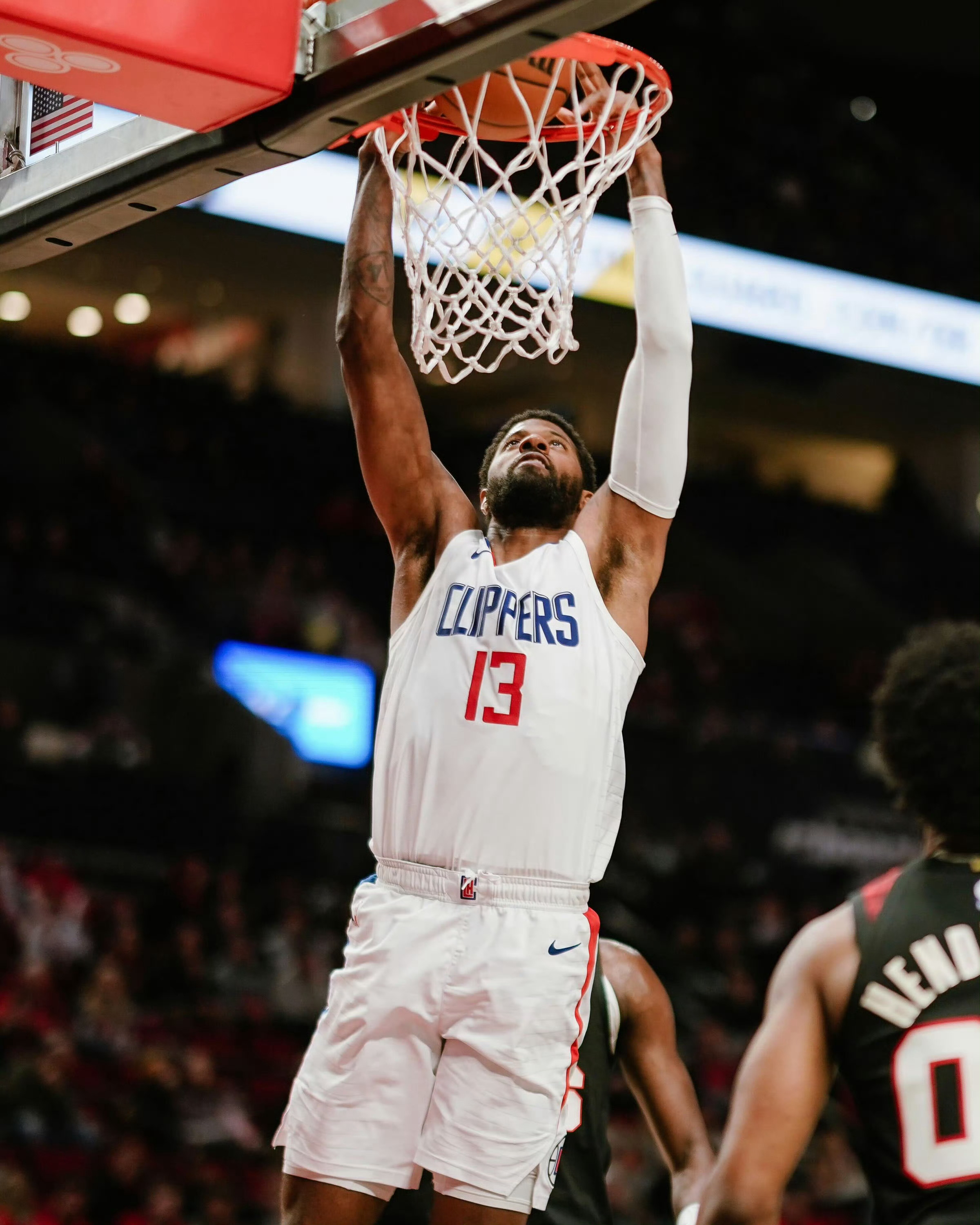 包含太阳逆转快船，乔治统治全场的词条