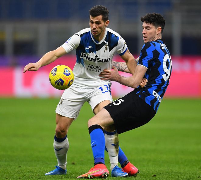 包含国际米兰横扫尤文，若日尼奥状态火热的词条