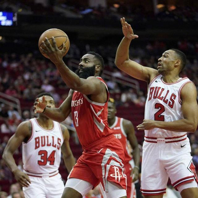 火箭险胜公牛，胡金秋刷新纪录